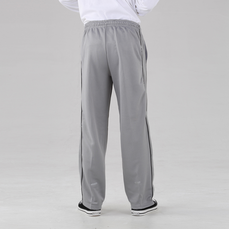 トレーニングパンツ