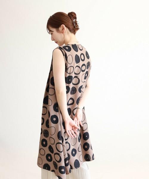 アートリングプリントノースリーブワンピース