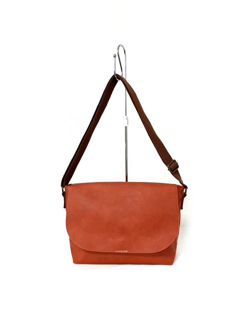 003188500 / カラー合皮　合皮　ショルダーバッグ　全4カラー　ｵﾚﾝｼﾞ