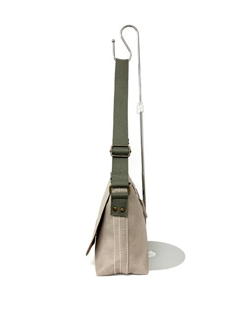 003188500  カラー合皮　合皮　ショルダーバッグ　全4カラー　ｸﾞﾚｰｼﾞｭ