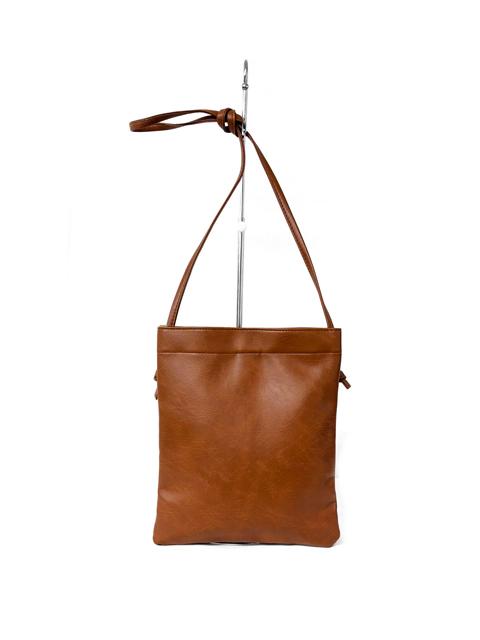 003189100 / ナチュラル合皮　合皮　あおりショルダーバッグL　全4カラー　ﾁｬ