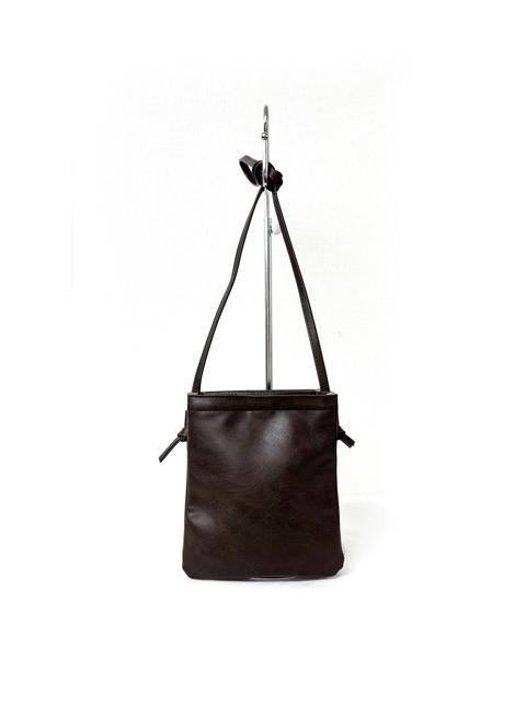 003189200  ナチュラル合皮　合皮　あおりショルダーバッグM　全4カラー　ｺｹﾞﾁｬ