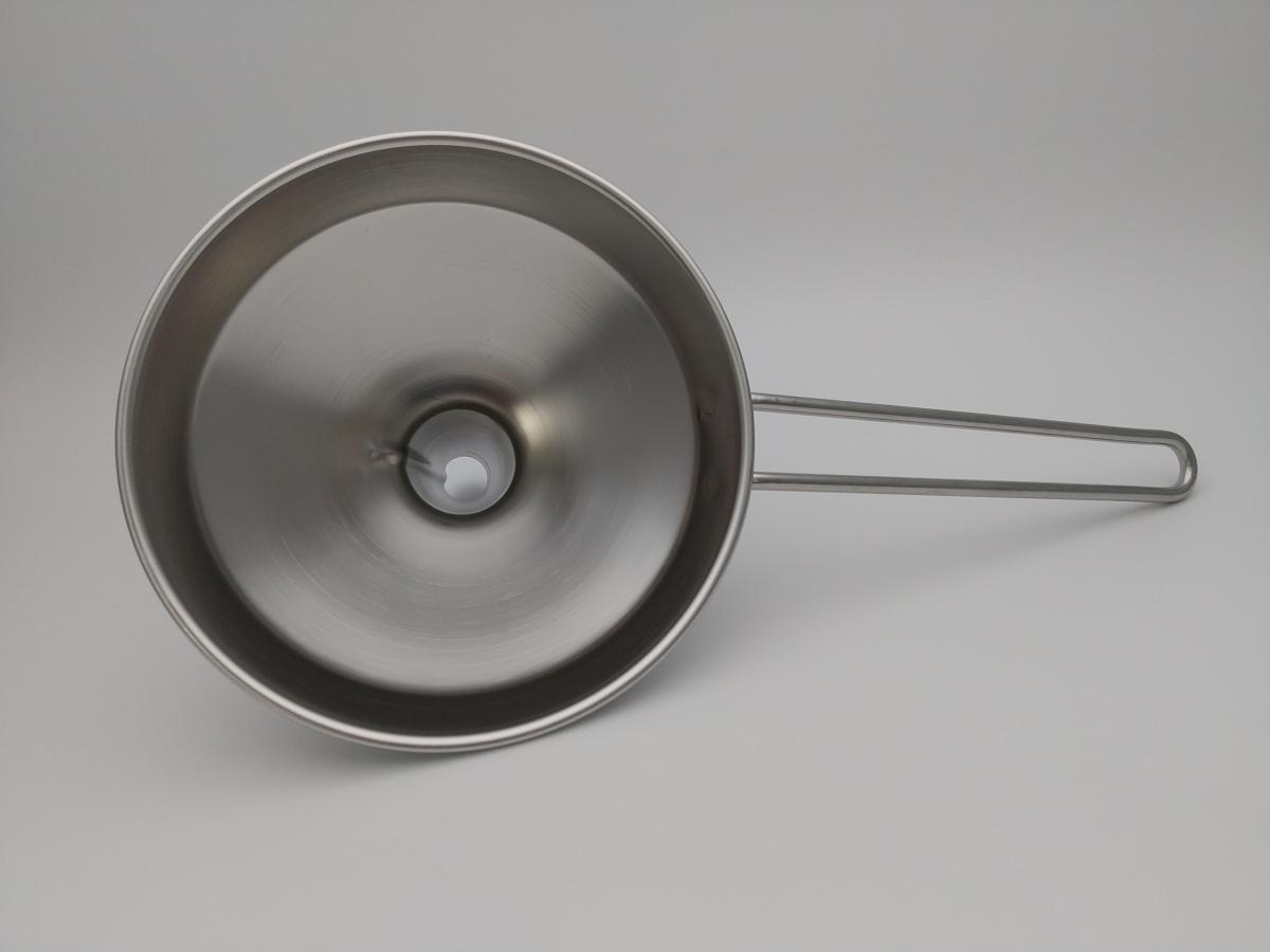 188　ハンドル付じょうご　12cm