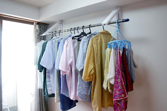 インスタハンガー ホワイトプラスチック　 掛けるだけのハンガーフック　アメリカ大ヒット商品