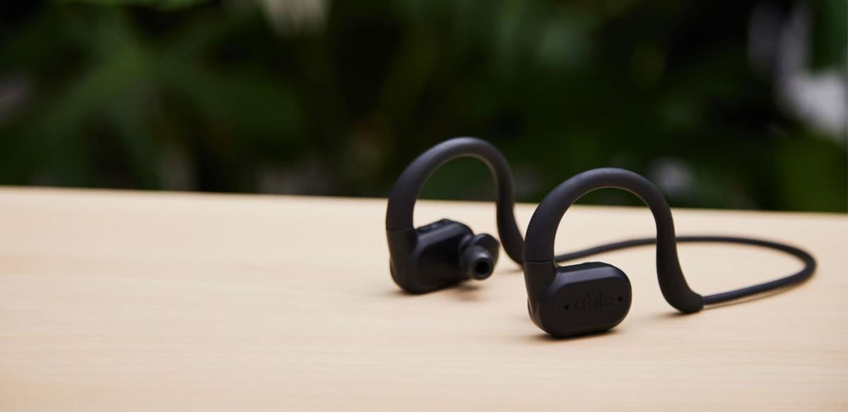 日本製高品質集音器エイブルエイド　超小型デジタル集音器　ネックバンド型