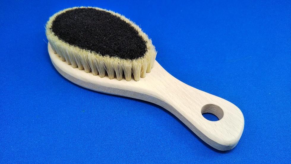 かなや刷子　マッサージブラシ No3T/黒馬毛・白豚毛