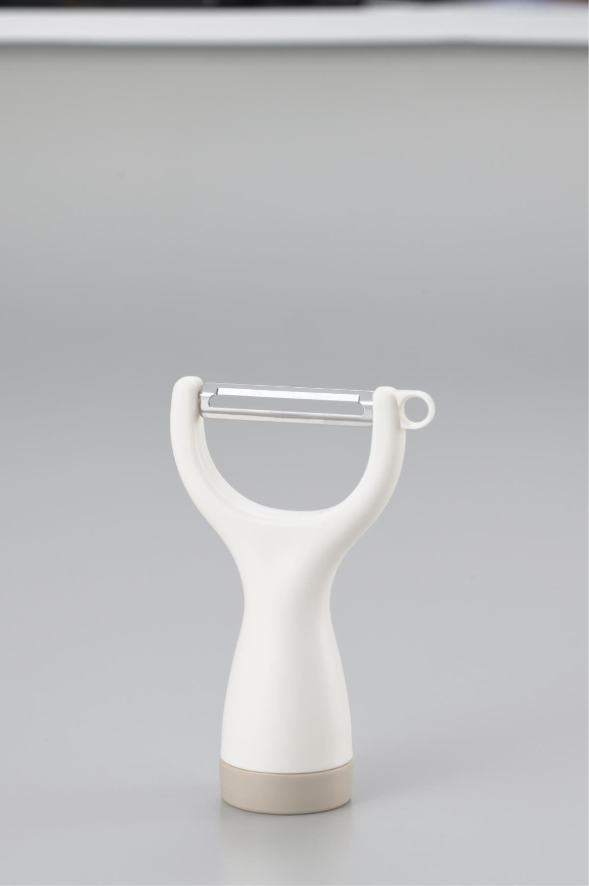 まいにち使いたい　立つピーラー　グレー