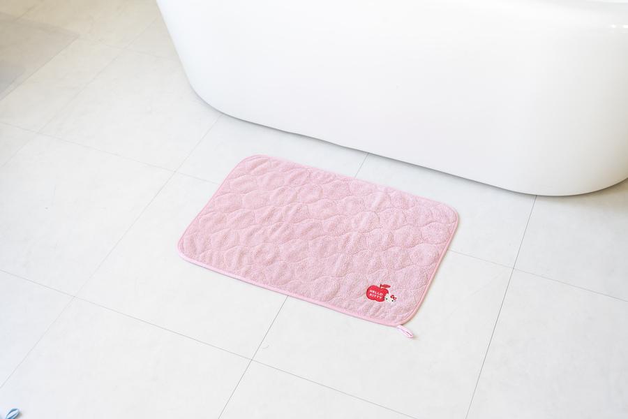 サンリオキャラクターズ　足ふきマット　バスマット　4060cm