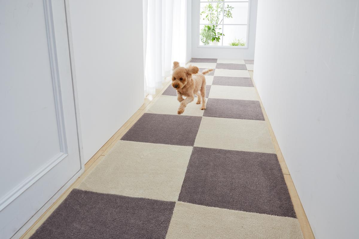 毛足が長いジョイントラグ　ピタぺトモ