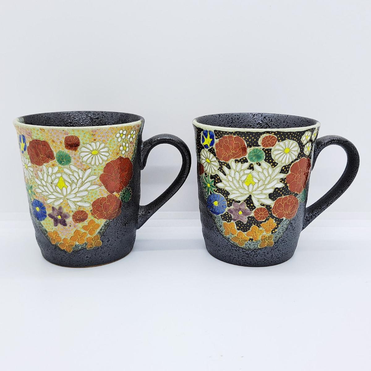 九谷焼ペアマグカップ／割取花詰