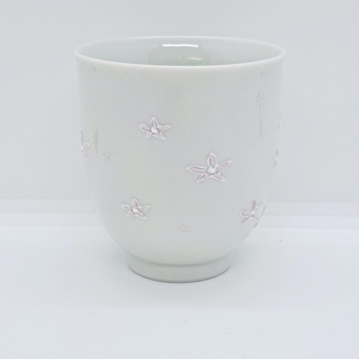 九谷焼湯呑小花ちらしピンク