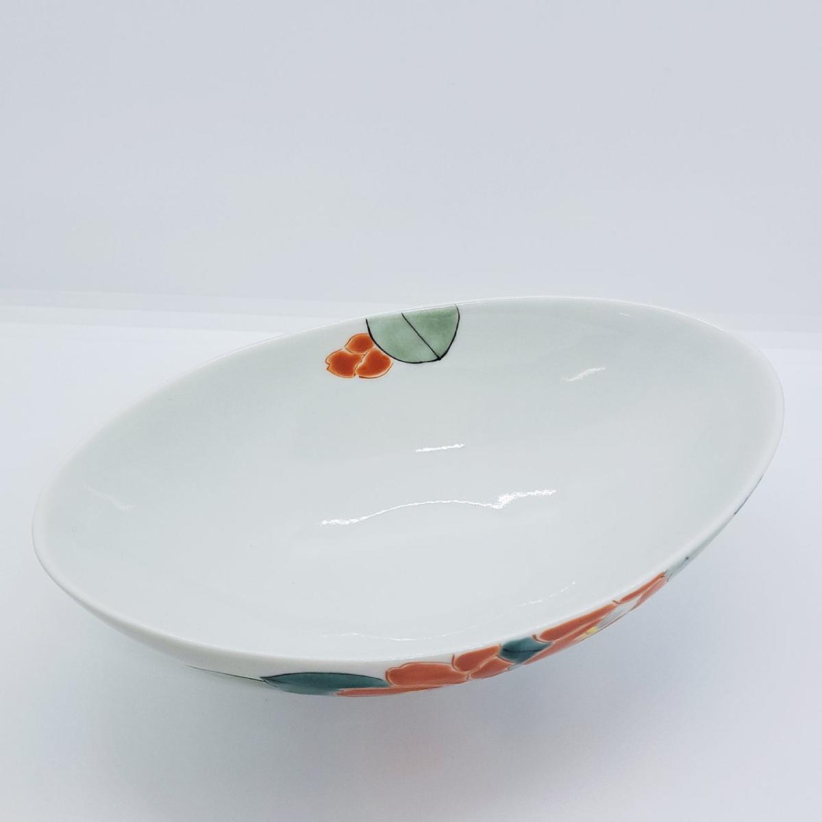 九谷焼楕円鉢赤椿