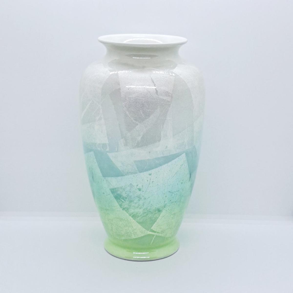 九谷焼8号花瓶／銀彩ライトグリーン