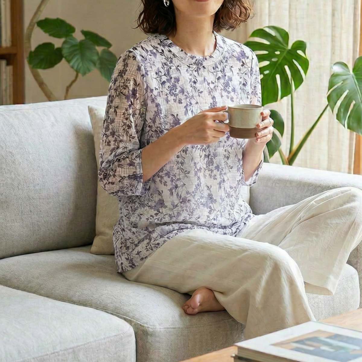 【春夏物新作】　プリントチュニック　ボタニカル　 ミセス　 レディースアパレル