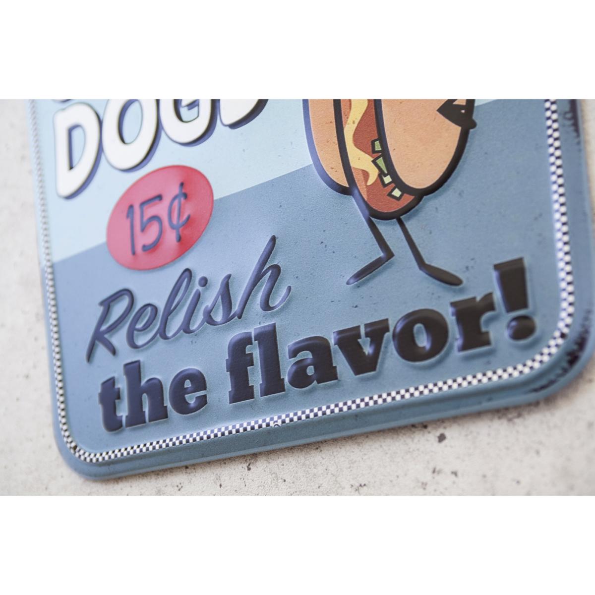 アンティークエンボスプレート  "Relish the flavor"