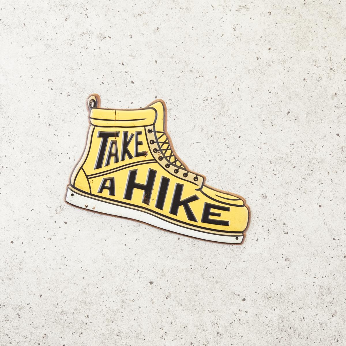 アンティークエンボスプレート ［TAKE A HIKE］