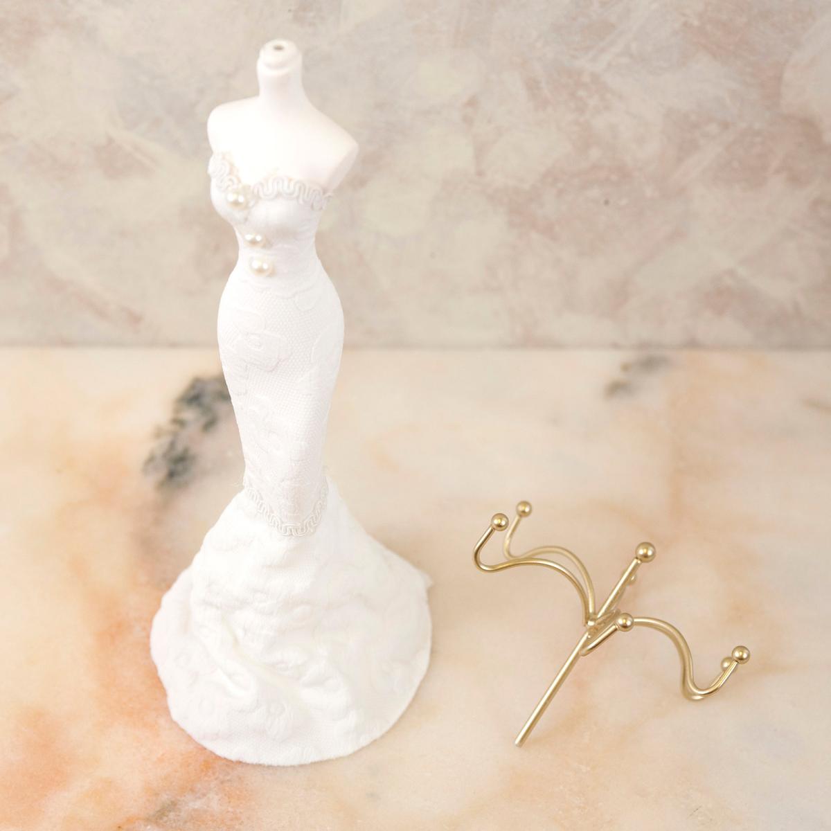 クラシカルアクセサリースタンドタイトドレスドール