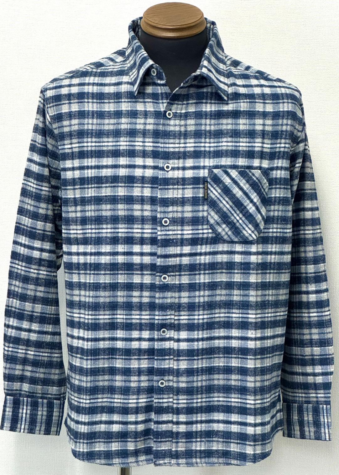 長袖ネルシャツ