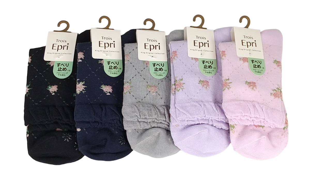 【クルーソックス】　ダイヤ柄スパイラルと薔薇柄　滑り止め付き