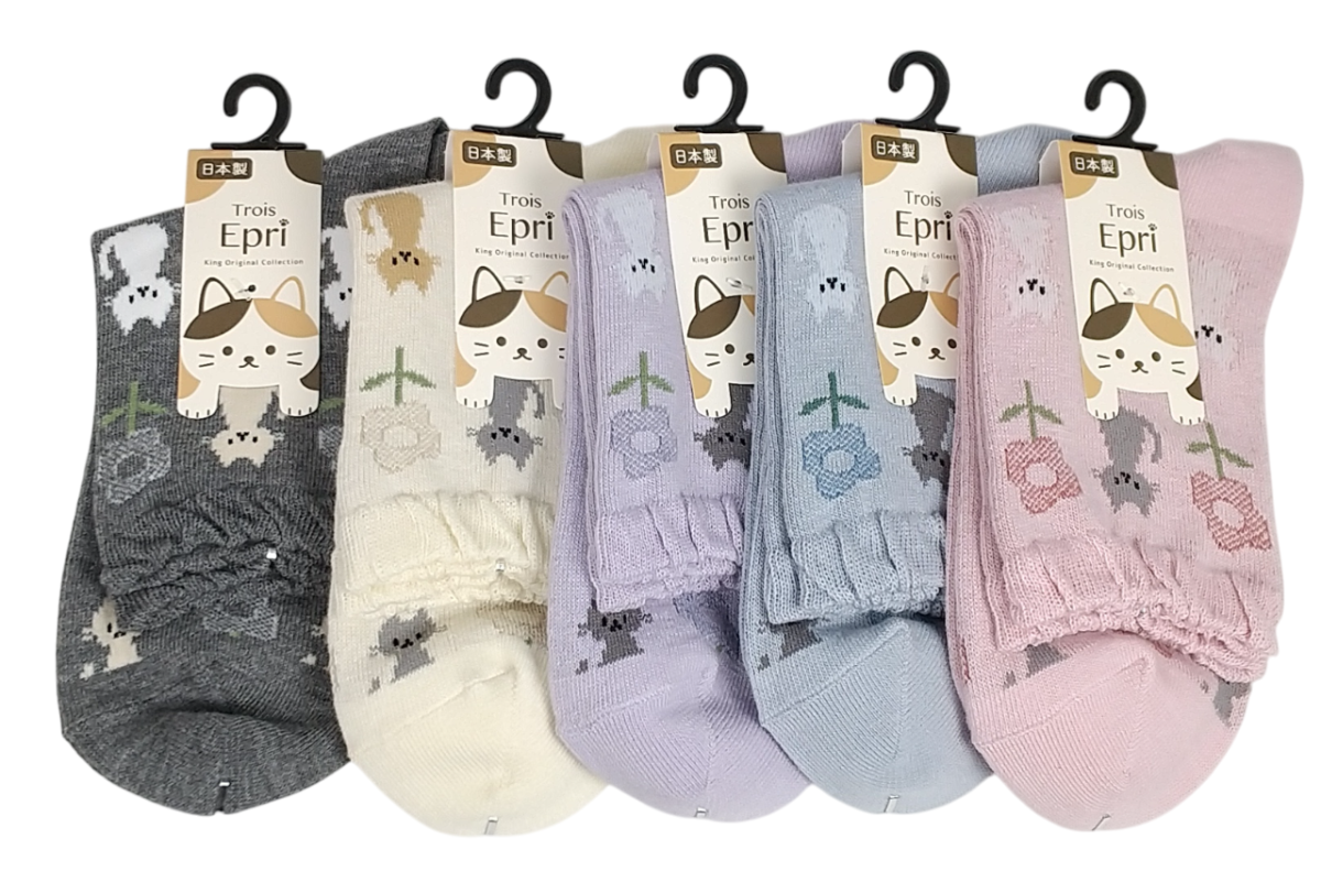 【日本製クルーソックス】　猫とスパイラル花