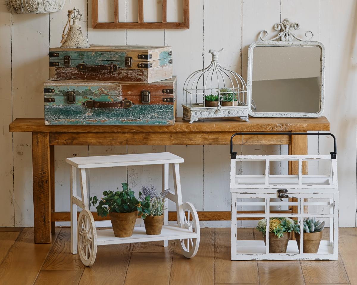 アンティーク調仕上げのプランタースタンド　ルフェンプランタースタンド