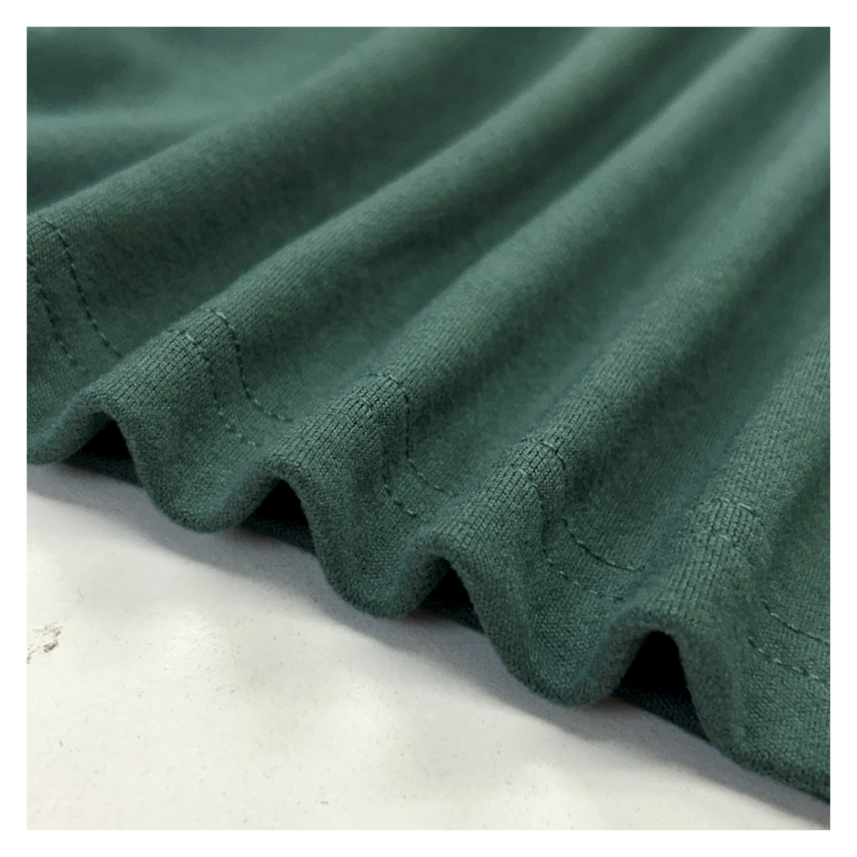 ネックレス付き　ピーチ起毛　ボトルネック　カットソー