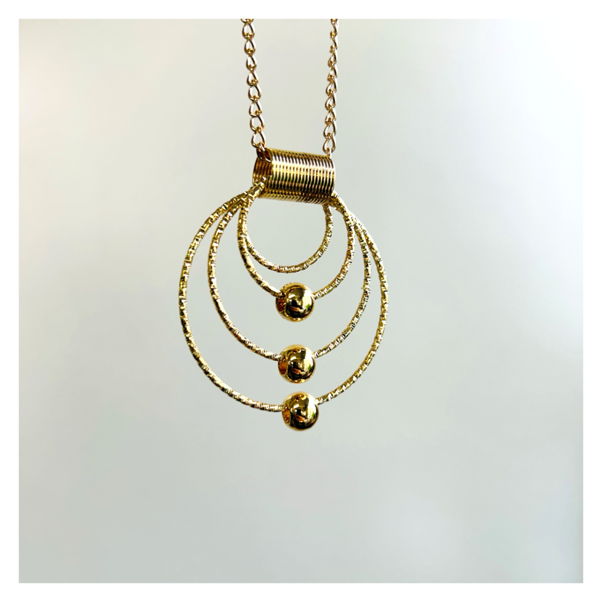 ネックレス付き　ピーチ起毛　ボトルネック　カットソー