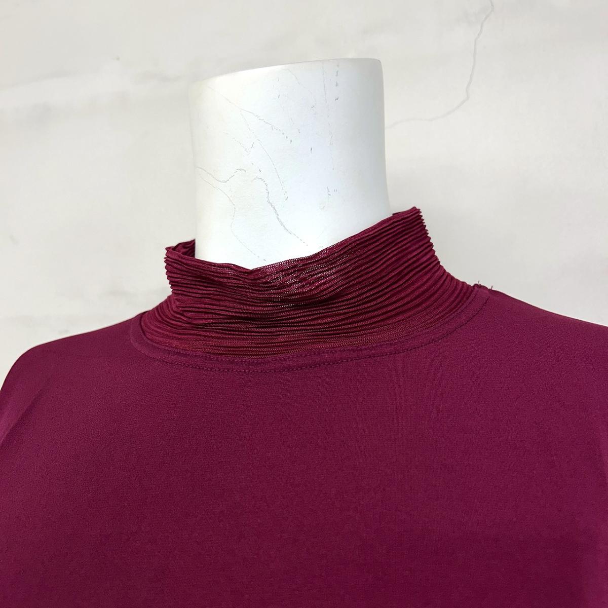 襟シアープリーツ　無地長袖Tシャツ