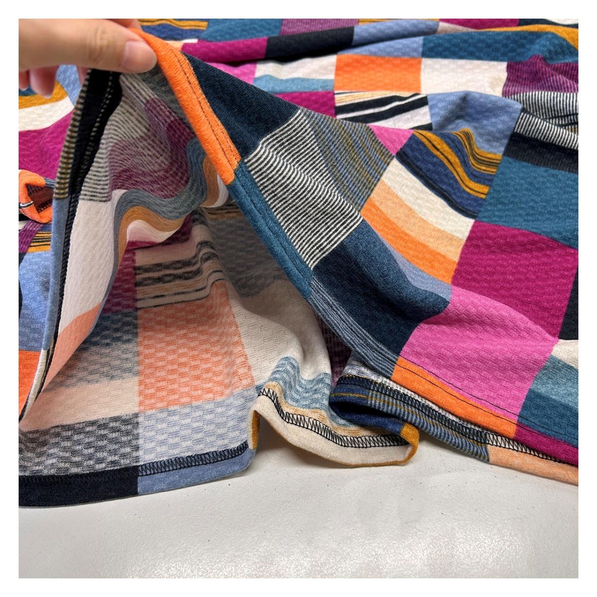 4L春物　パッチワーク柄プリント　BIGチュニック