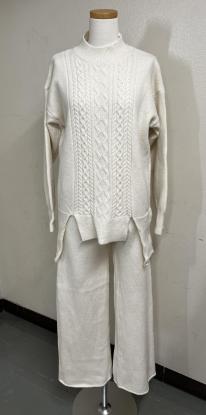 きれいめニットパンツスーツ