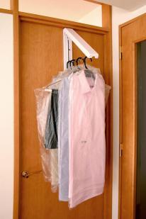 インスタハンガー ホワイトプラスチック　 掛けるだけの”ハンガーフック”　アメリカ大ヒット商品