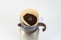 フォルテック　卓上ポット1.5L（ゴールド）