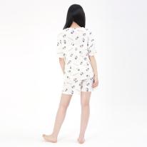 ポージングハローキティ巾着付きセットアップ　Mサイズ