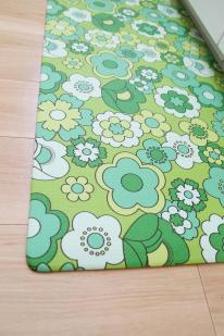 【昭和レトロ】　拭けるキッチンマット　ルアンス