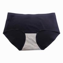 シームレスのびのびフィットショーツ