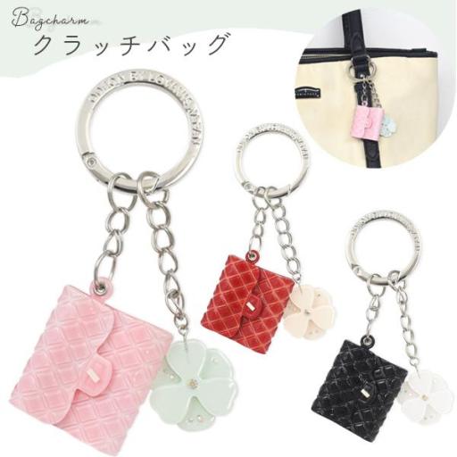 百貨店でも販売されていました♪　バッグチャーム♪クラッチバッグ