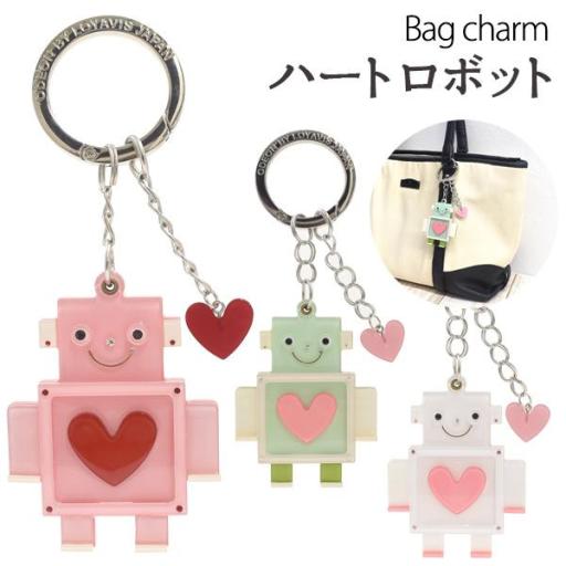 百貨店でも販売されていました♪　バッグチャーム♪ハートロボット